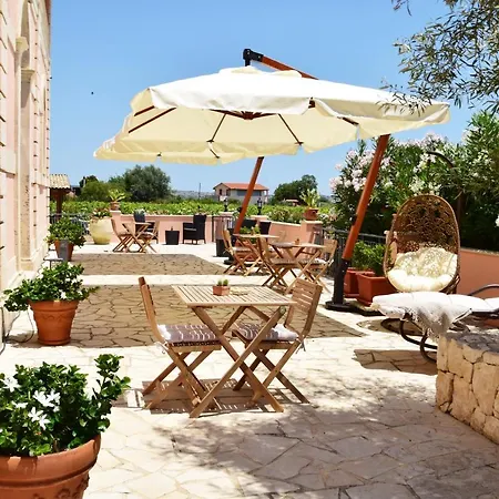 Bed and Breakfast Antico Casale Benali *